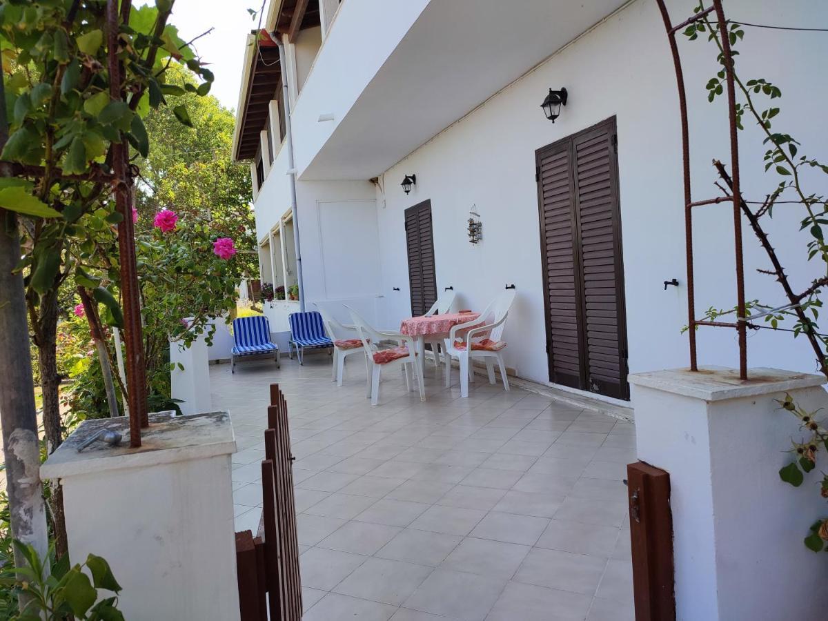 Eftichia Apartment Roda  Bagian luar foto